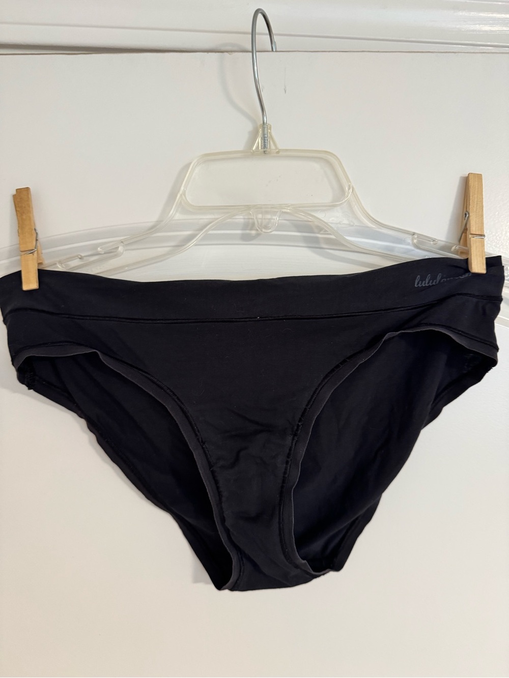 Lululemon Used Black Panties M